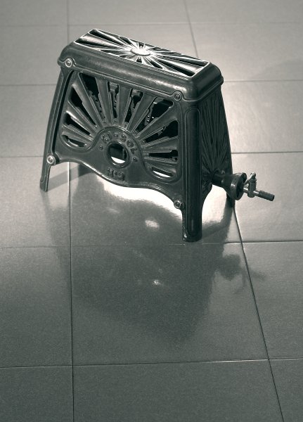 Fotografija prikazuje plinsko napravo iz plinarniškega muzej.